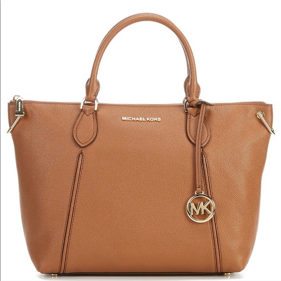 Michael Kors Handbags - Michael Kors Sierra Large Satchel Crossbody